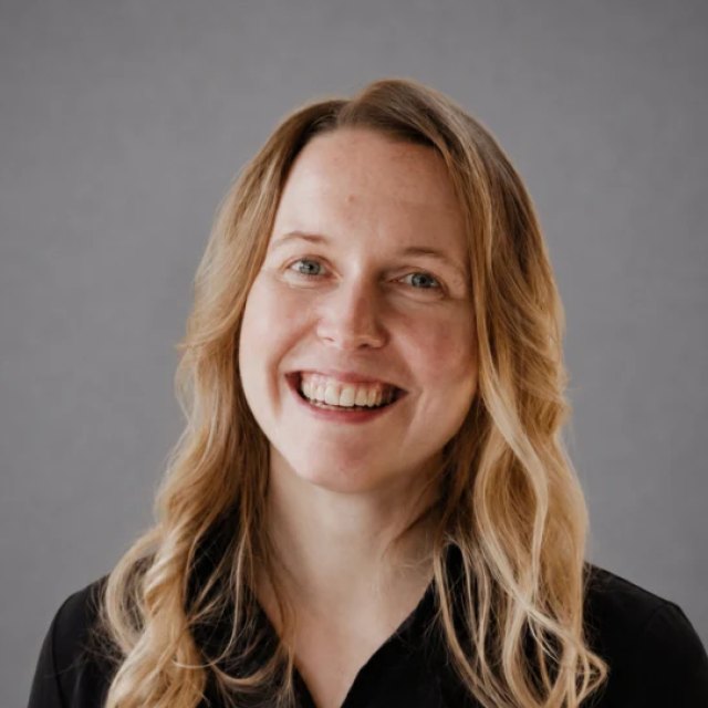 Anna Goldie