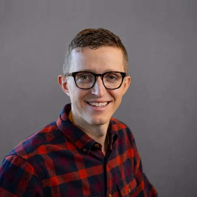 Austin Lyons